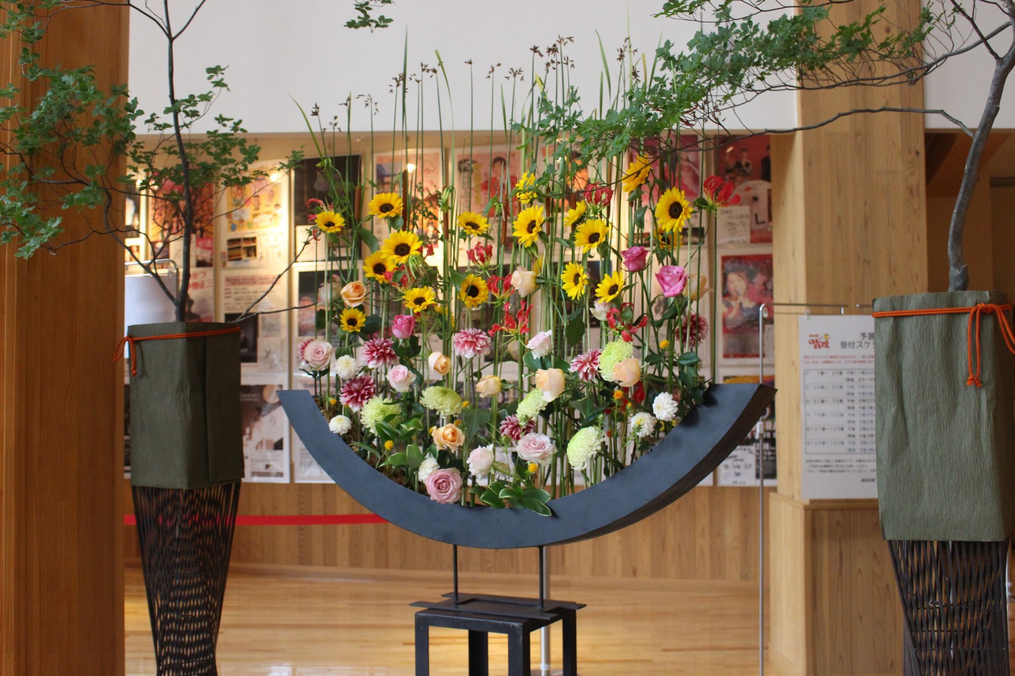 花 ギフト 贈り 山形市 南陽市 花屋 フローリスト 多肉植物 エアプランツ 花の店サンフラワー アレンジフラワー 花束 ブライダルフラワー ギフトフラワー フローリスト 山形県 花屋